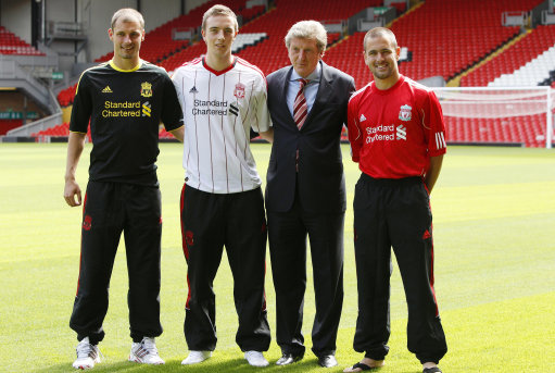 富勒姆主帅：打进了精彩的进球却被取消，这判罚令人难以置评（富勒姆主帅不满：精彩破门被判无效，判罚令人无言以对）