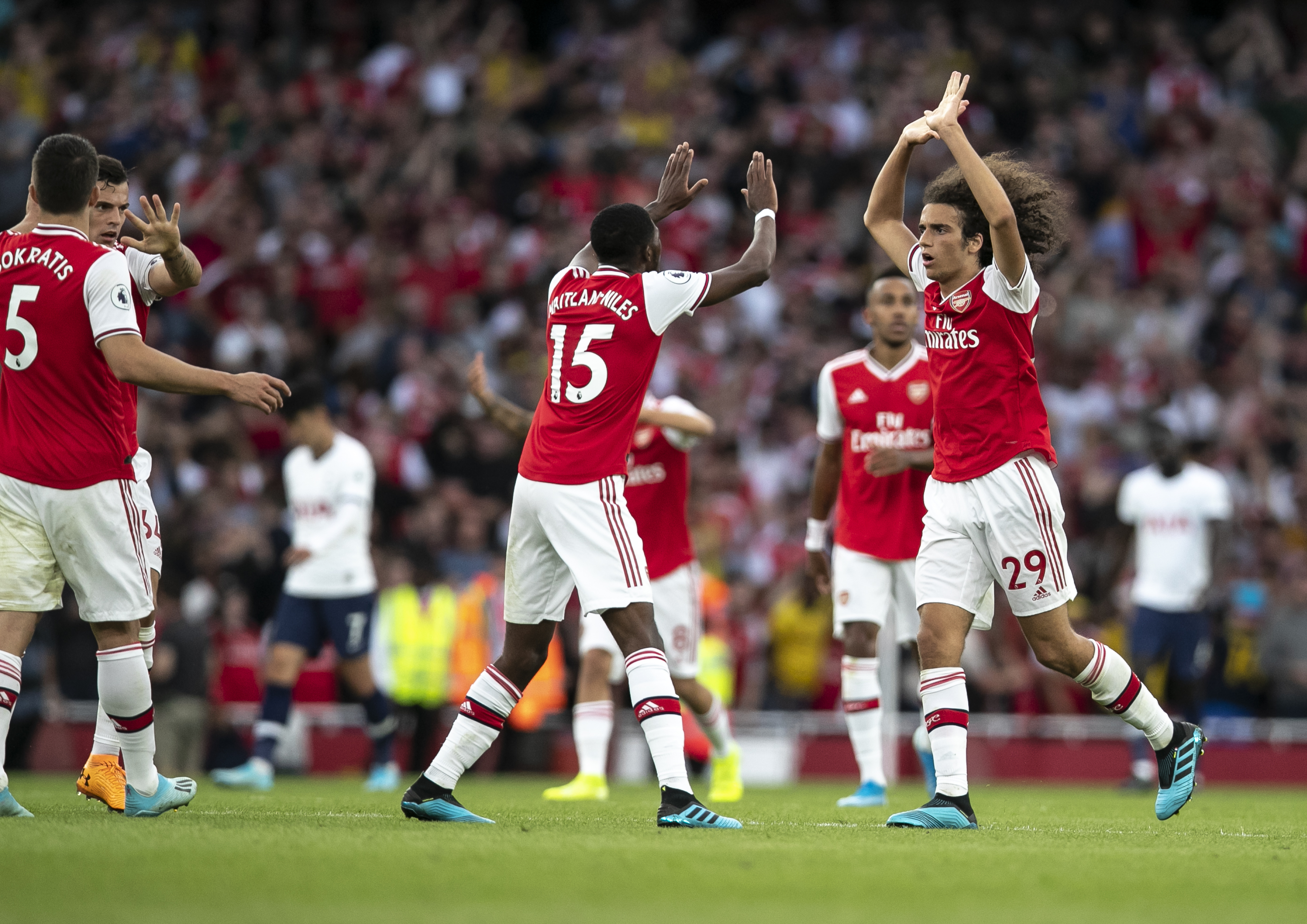 新一轮的欧冠势力版图更新：本轮阿森纳击败拜仁慕尼...（欧冠势力版图再洗牌：阿森纳本轮力克拜仁慕尼黑）