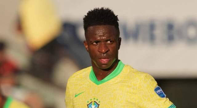 于根伟：目前并没有接触明天；下赛季的预算还跟这两年一样（于根伟称尚未接触明天，下赛季预算延续近两年水平）