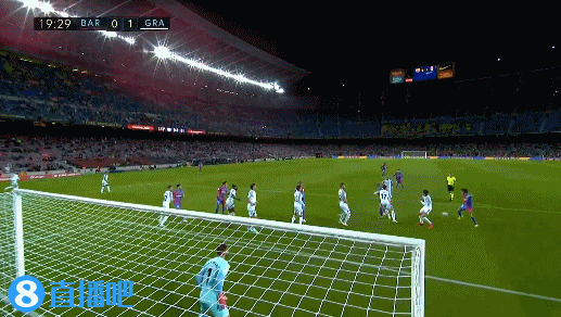 迪亚斯：裁判无视多纳鲁马被侵犯，我们需要统一的判罚标准