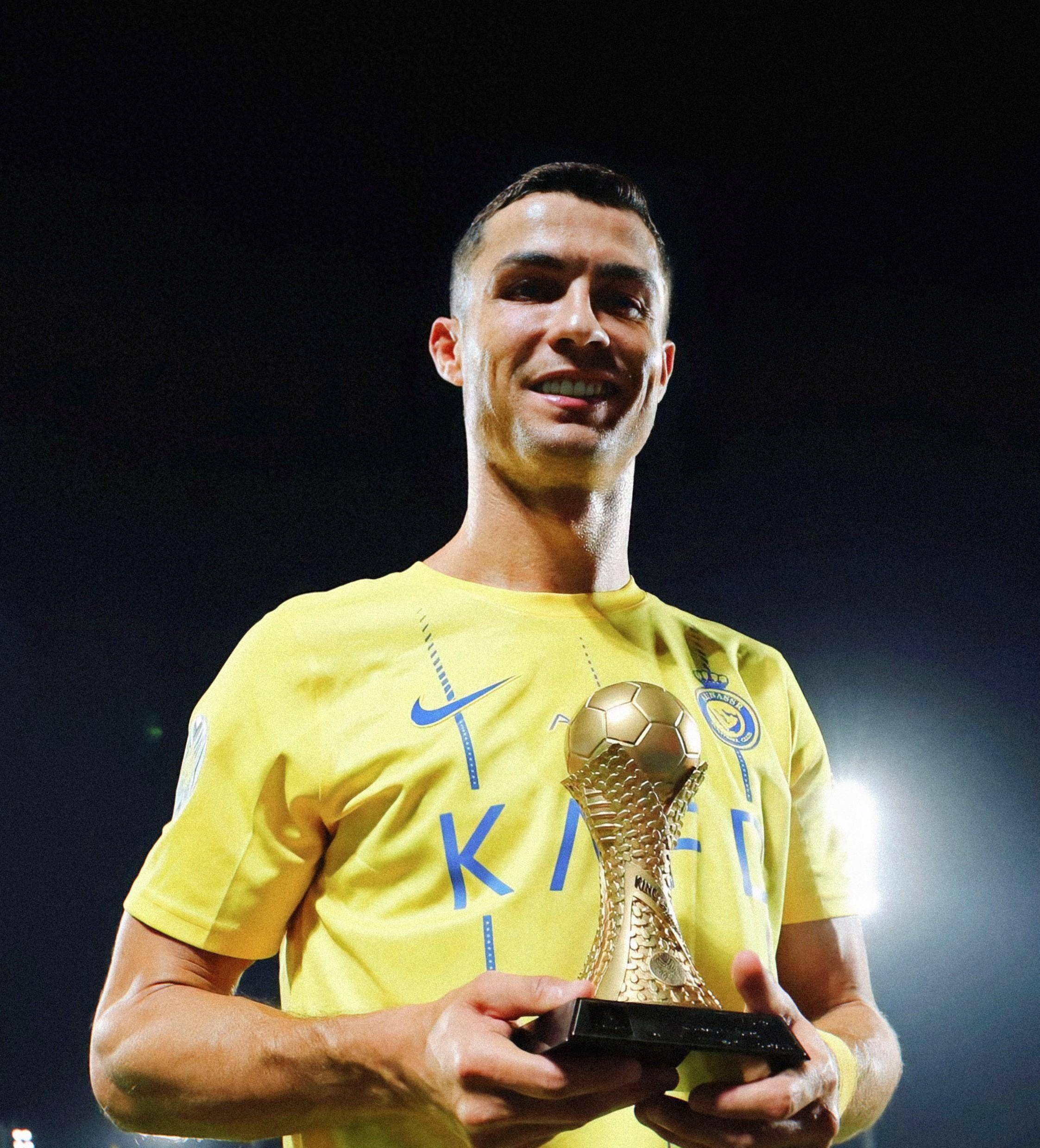 半场战报：国米0-0米兰，劳塔罗、阿切尔比中柱（半场：国米与米兰互交白卷，劳塔罗与阿切尔比先后中柱）