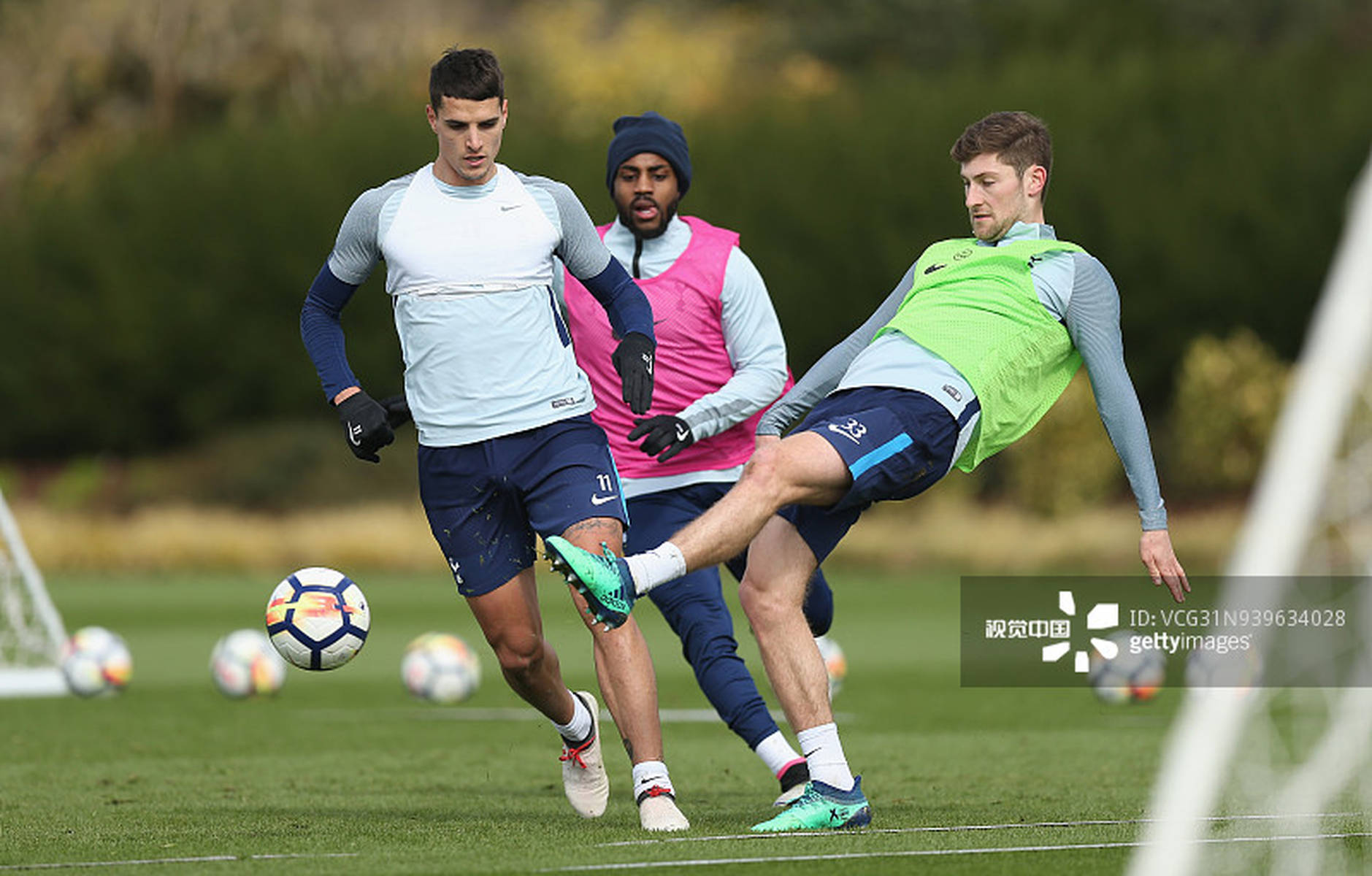 进攻哑火！快船第三节19中5&三分9中1仅得18分（快船第三节手感冰冷：19投5中、三分9投1中，单节仅18分）