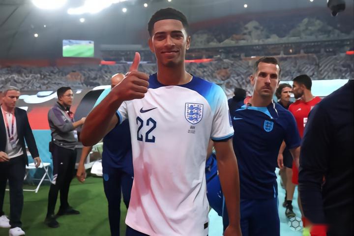 日职联半场：伊藤达哉破门，川边骏扳平，川崎前锋1-1广岛三箭（日职联半场战报：伊藤达哉先拔头筹，川边骏追平，川崎前锋1-1广岛三箭）