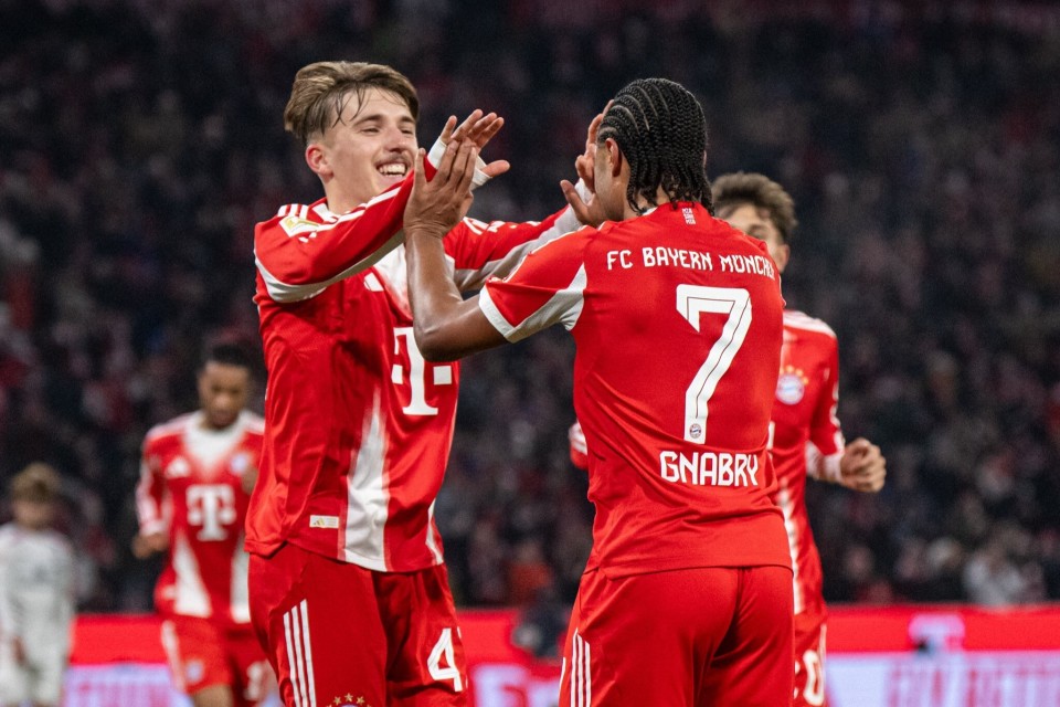 卡拉格：斯凯利是天才球员，对他未入选英格兰大名单感到惊讶（卡拉格盛赞斯凯利天赋异禀，惊讶其无缘英格兰大名单）